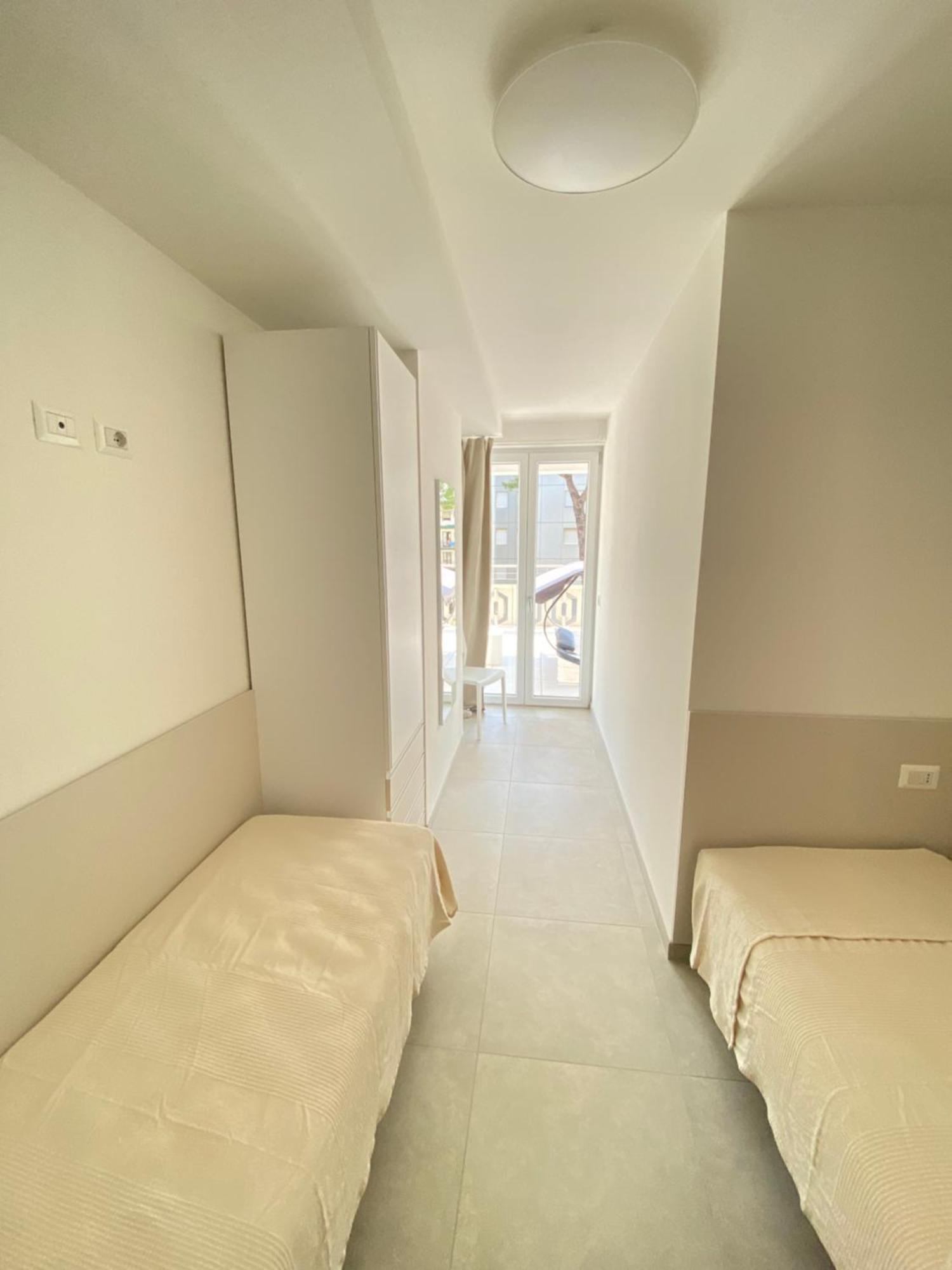 Residence Millefiori Линяно Сабиадоро Екстериор снимка