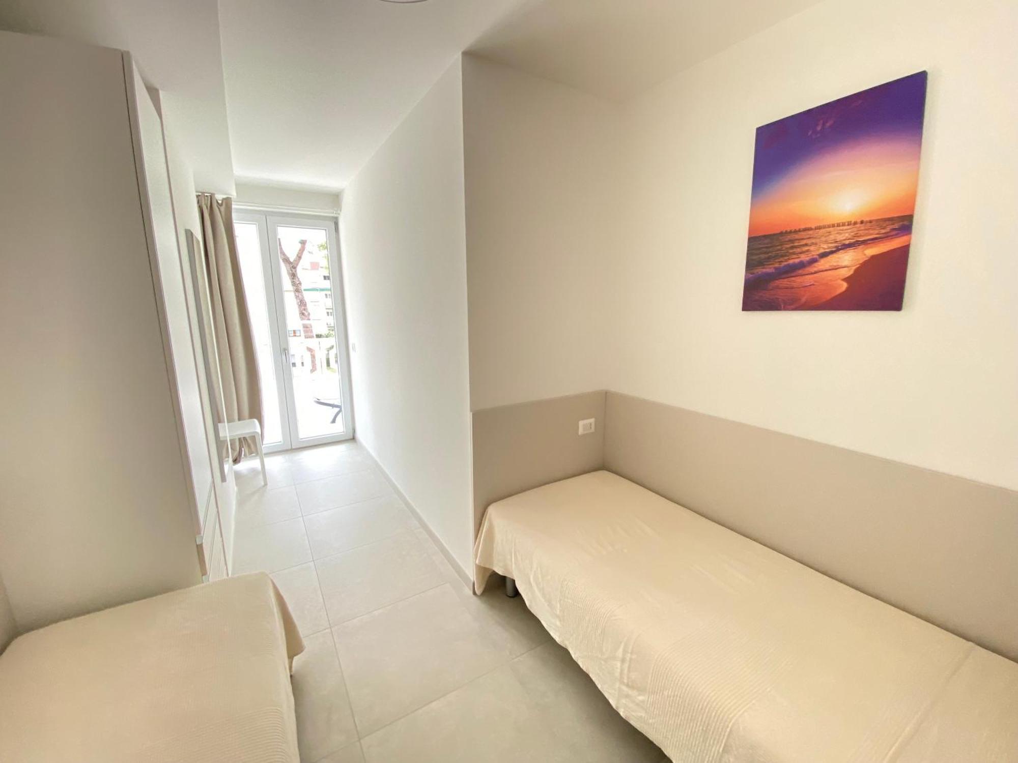 Residence Millefiori Линяно Сабиадоро Екстериор снимка